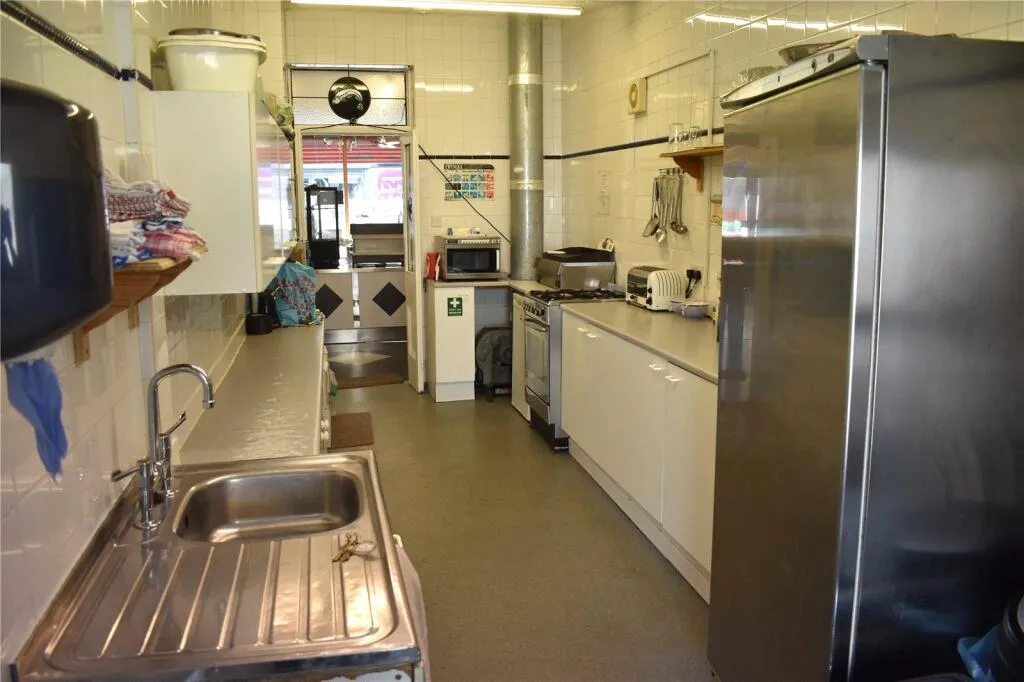 2 bed Cafe