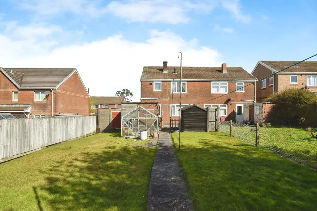 3 bed Semi-Detached