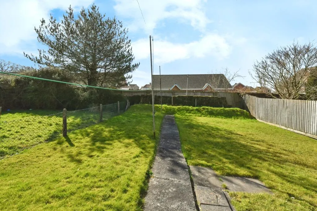 3 bed Semi-Detached