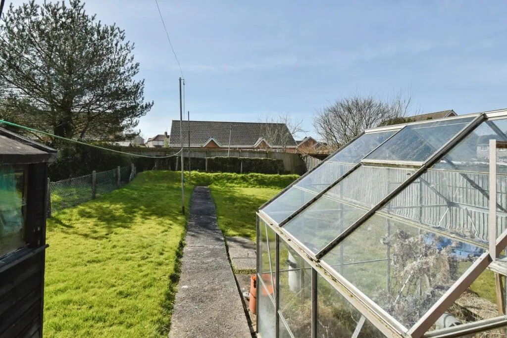 3 bed Semi-Detached