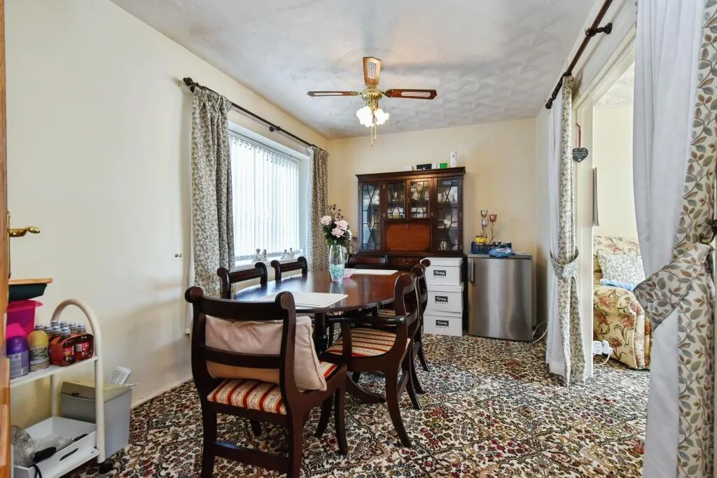 3 bed Semi-Detached