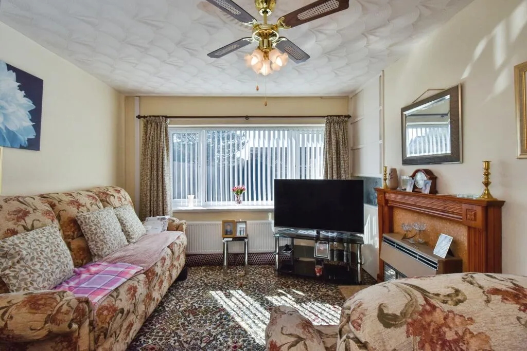 3 bed Semi-Detached