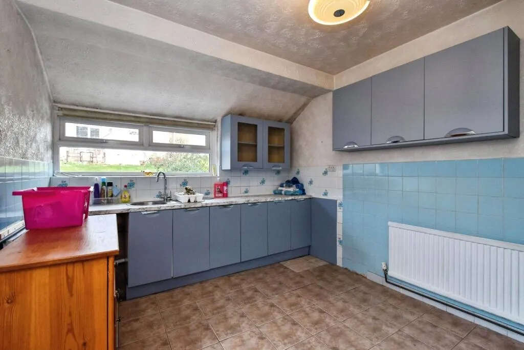 3 bed Semi-Detached