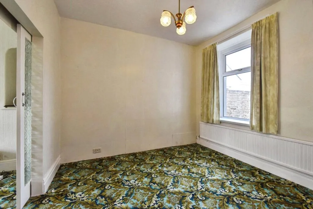 3 bed Semi-Detached