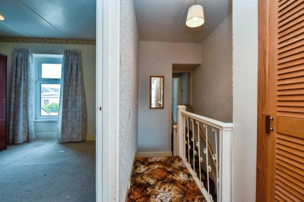 3 bed Semi-Detached