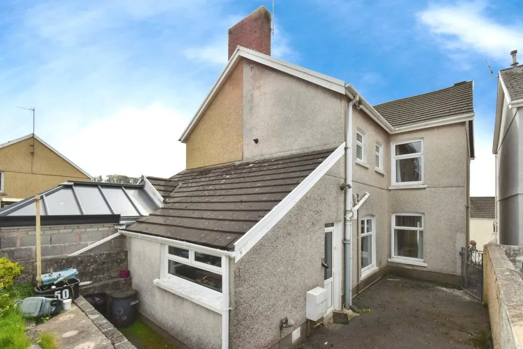 3 bed Semi-Detached