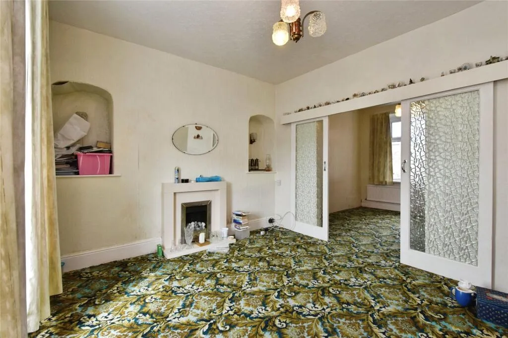 3 bed Semi-Detached
