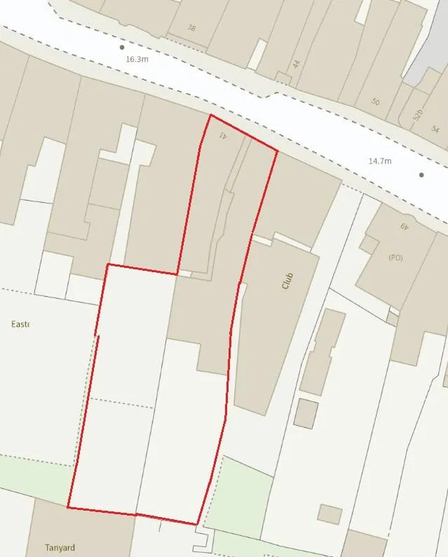 8 bed Commercial Property