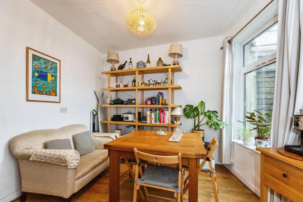 2 bed Terraced