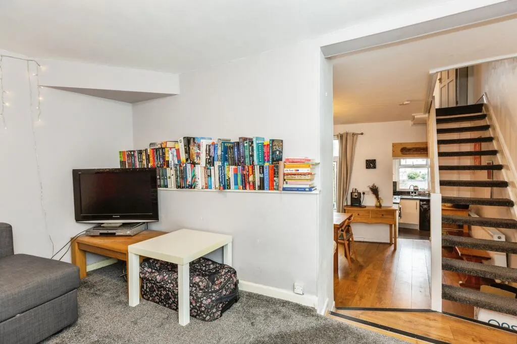 2 bed Terraced