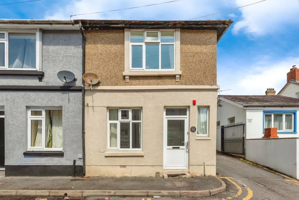 2 bed End of Terrace
