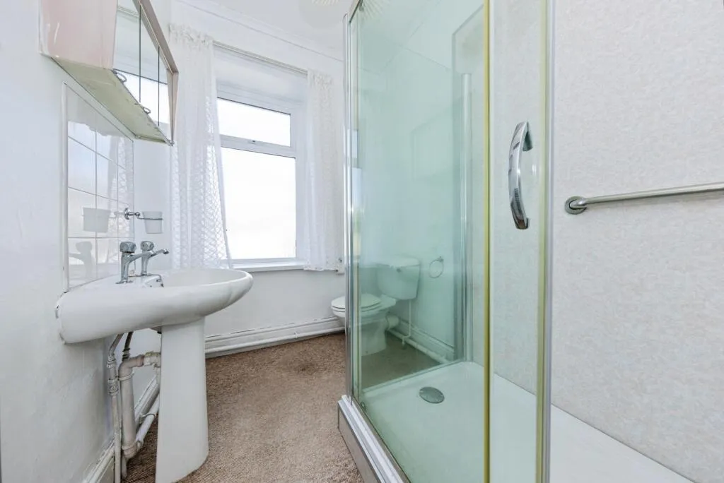 2 bed End of Terrace