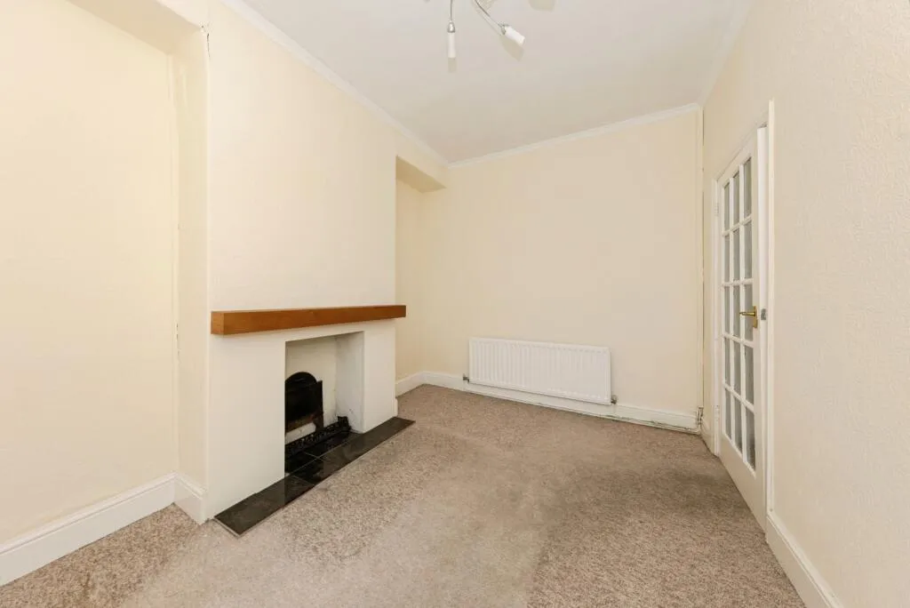 2 bed End of Terrace