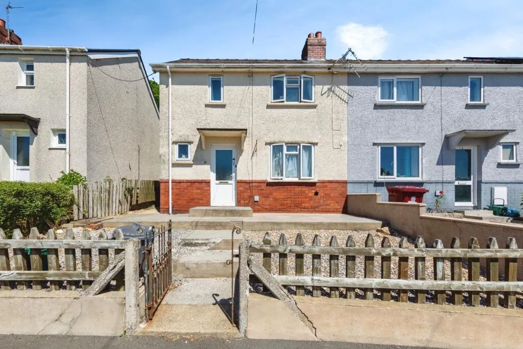 2 bed House