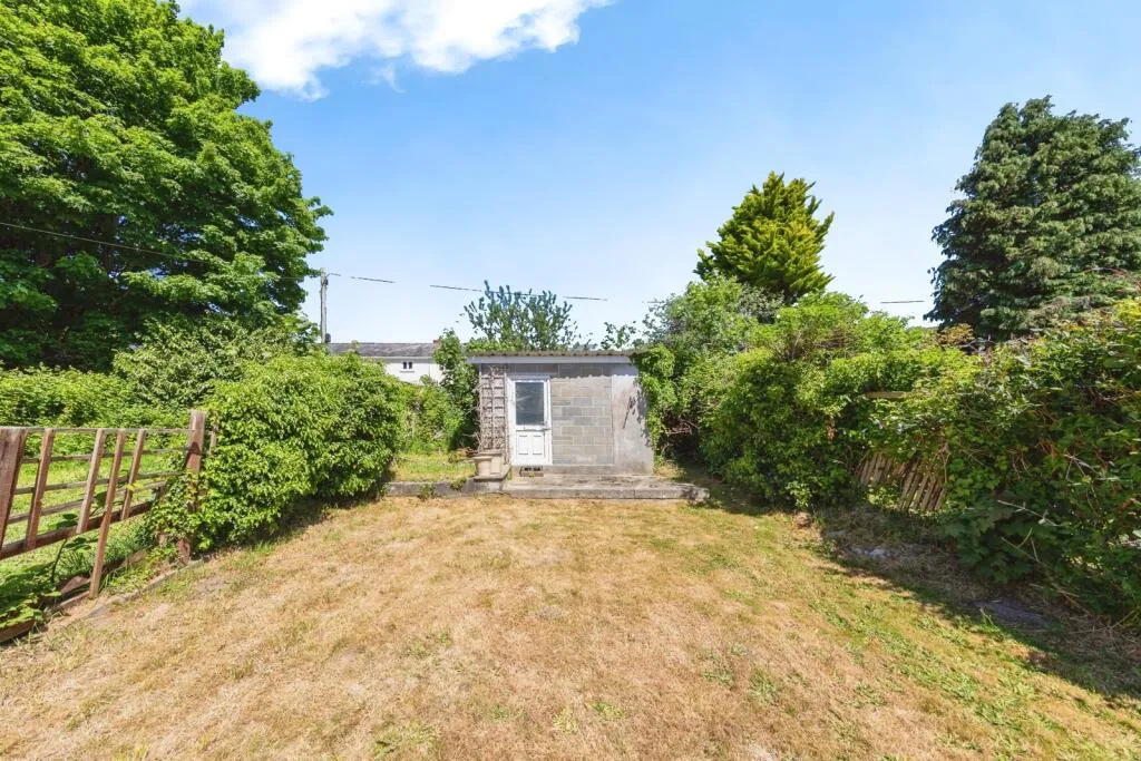 2 bed House