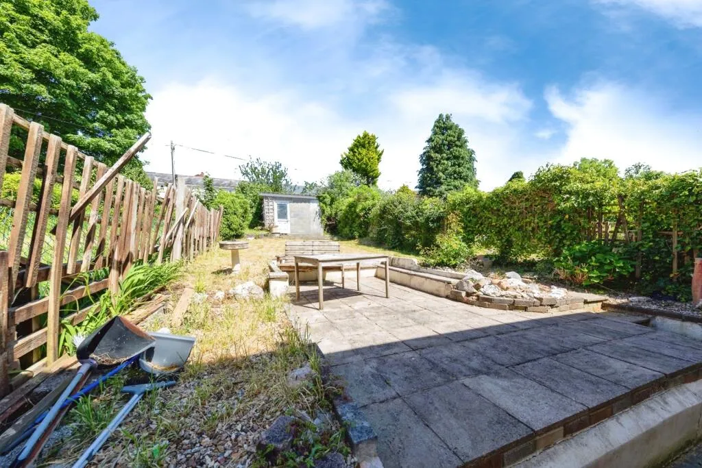 2 bed House