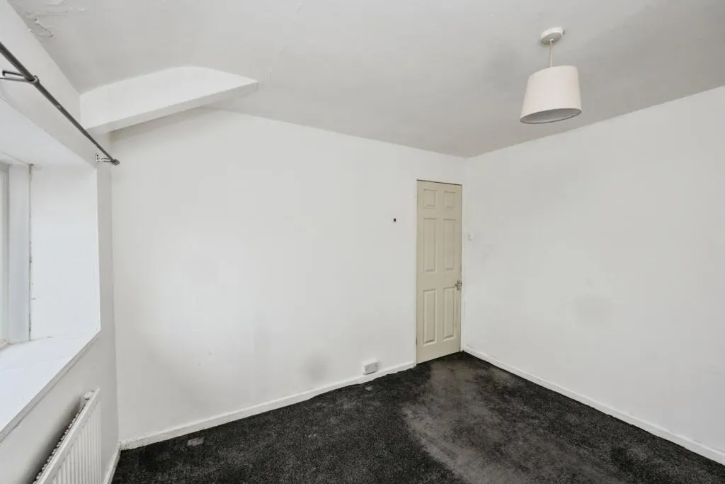 3 bed Terraced