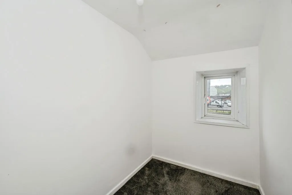 3 bed Terraced