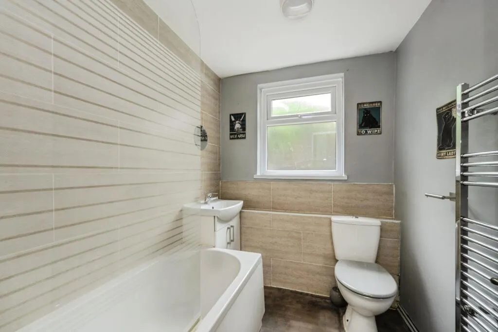 3 bed Terraced