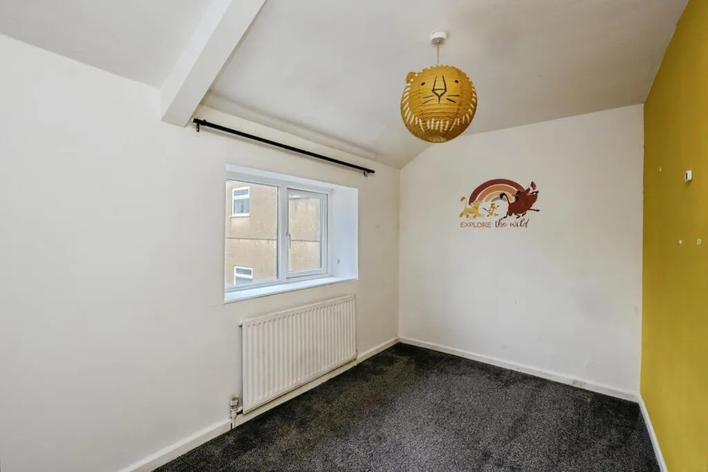 3 bed Terraced