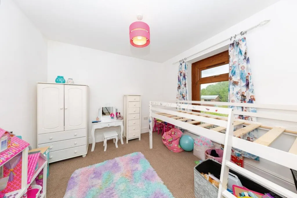 3 bed Semi-Detached