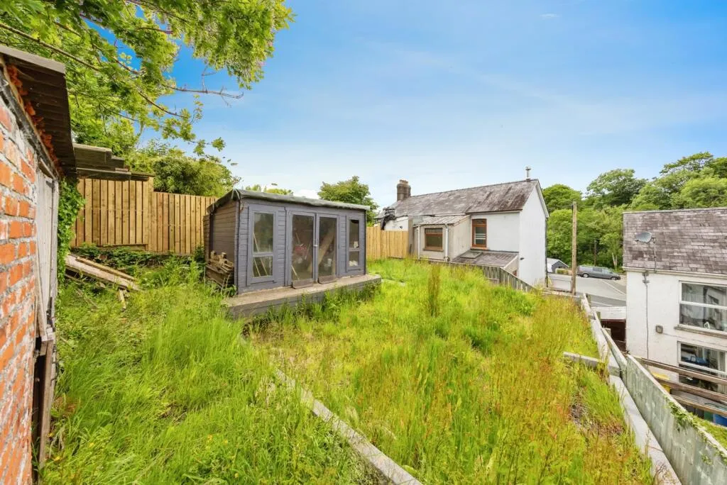 3 bed Semi-Detached