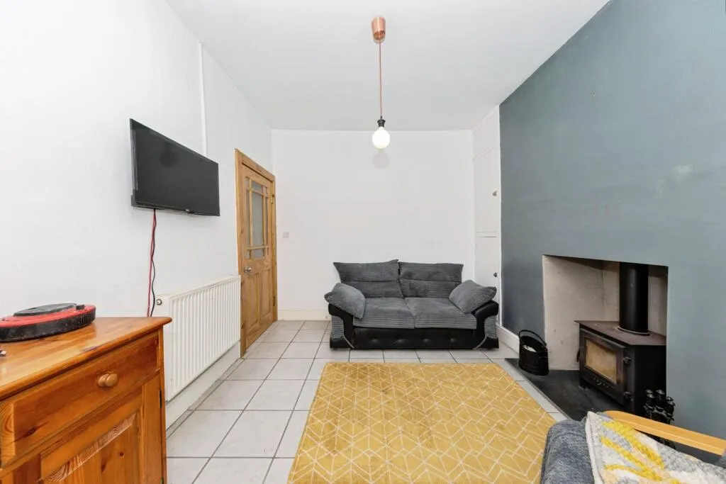 3 bed Semi-Detached