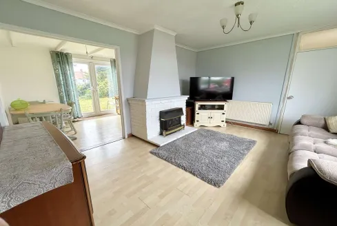 3 bed Semi-Detached