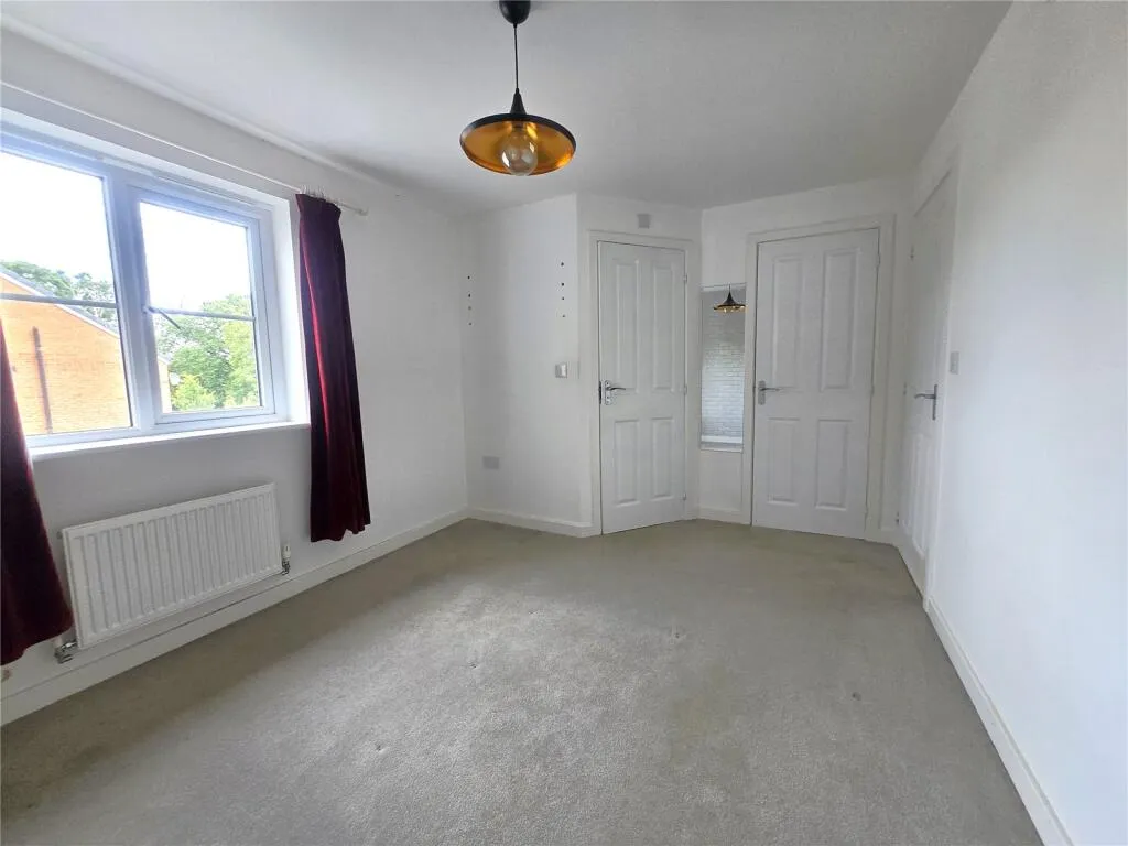 3 bed Semi-Detached