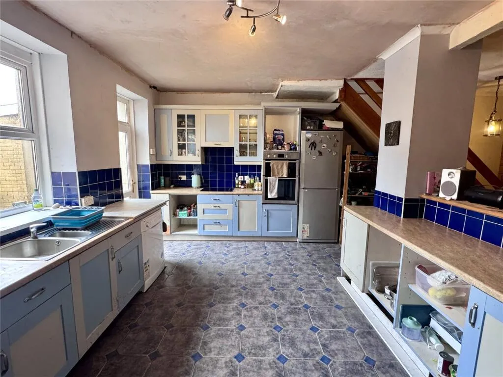 3 bed Terraced