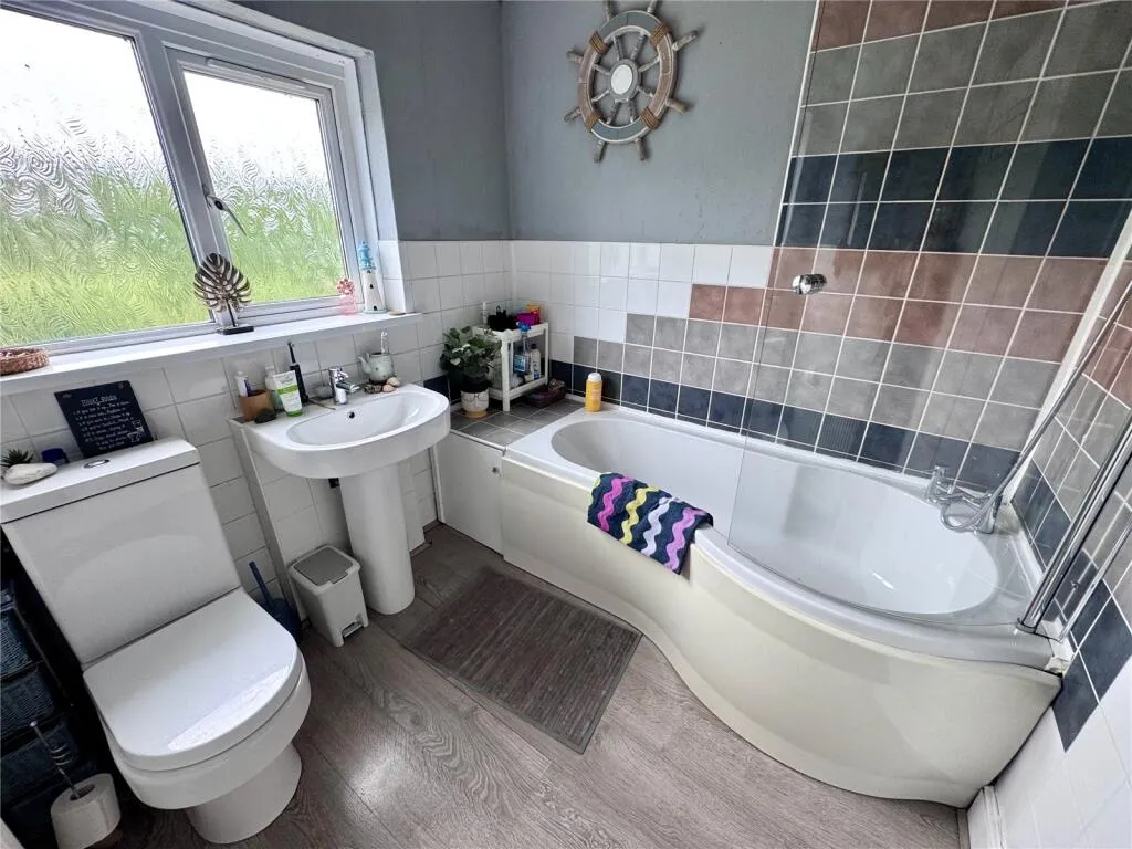 3 bed Terraced