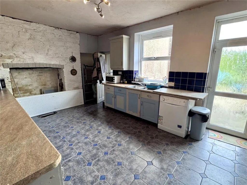 3 bed Terraced