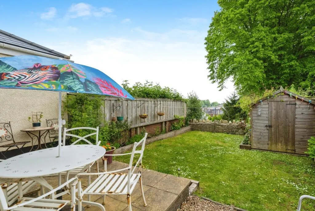 3 bed Semi-Detached