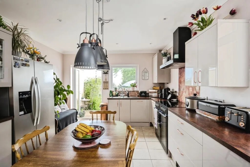 3 bed Semi-Detached