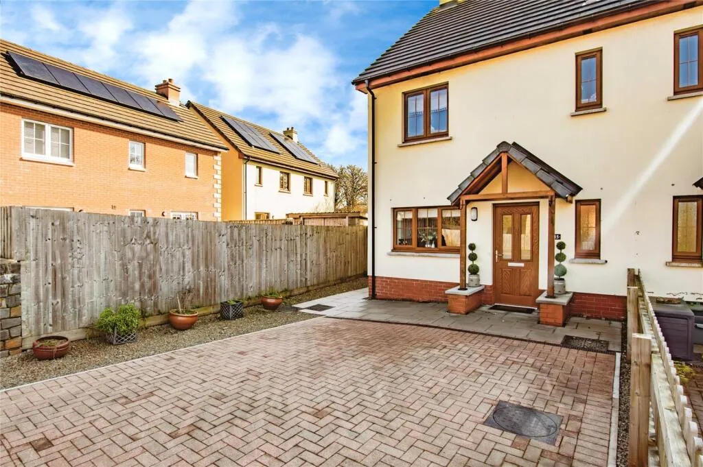 3 bed Semi-Detached