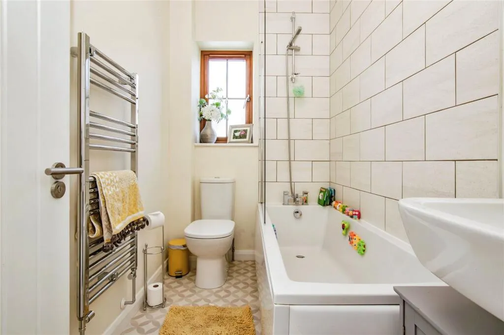 3 bed Semi-Detached