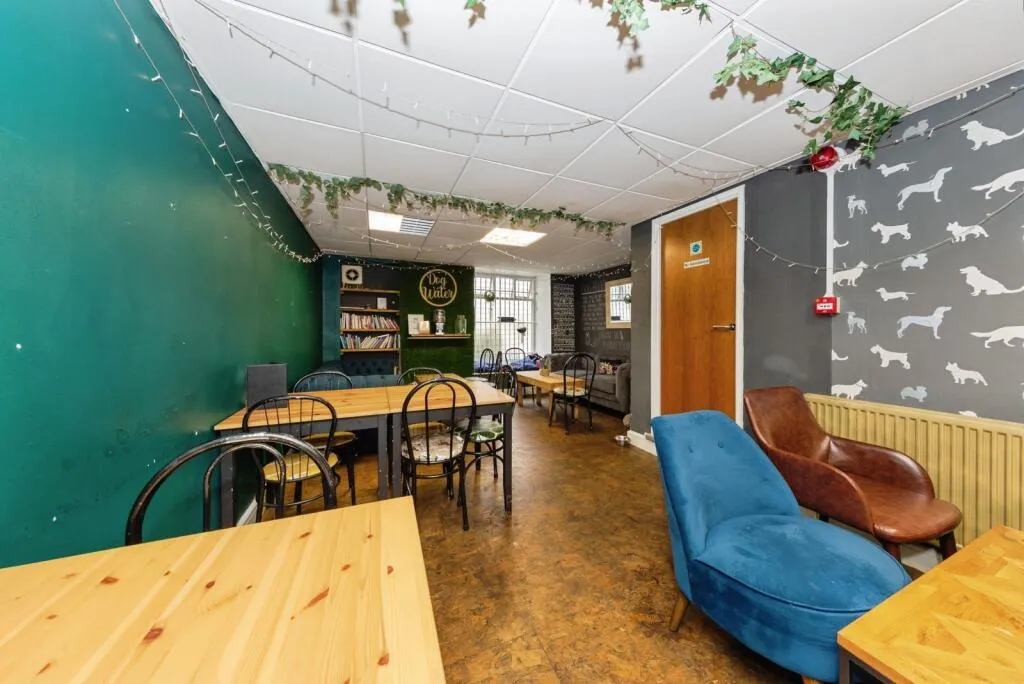1 bed Commercial Property