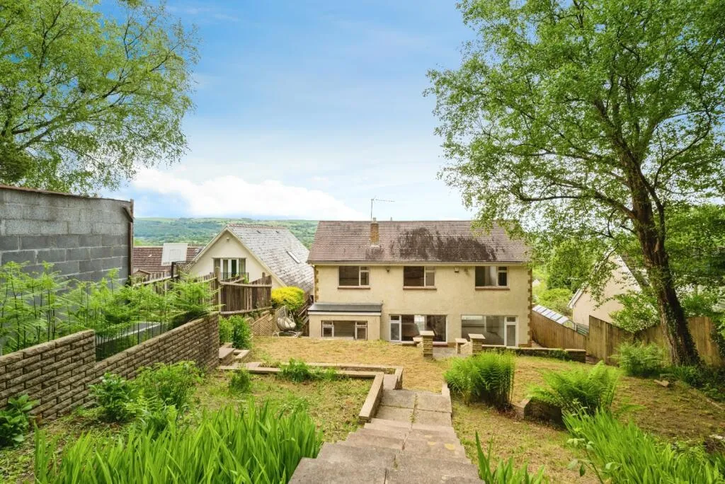 3 bed Detached