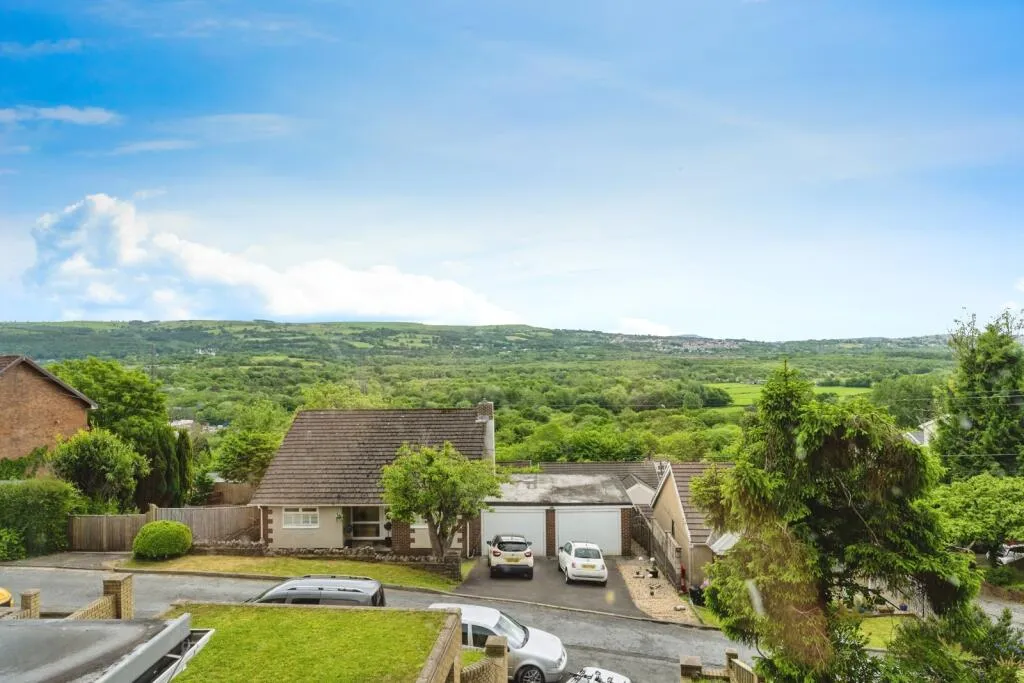 3 bed Detached