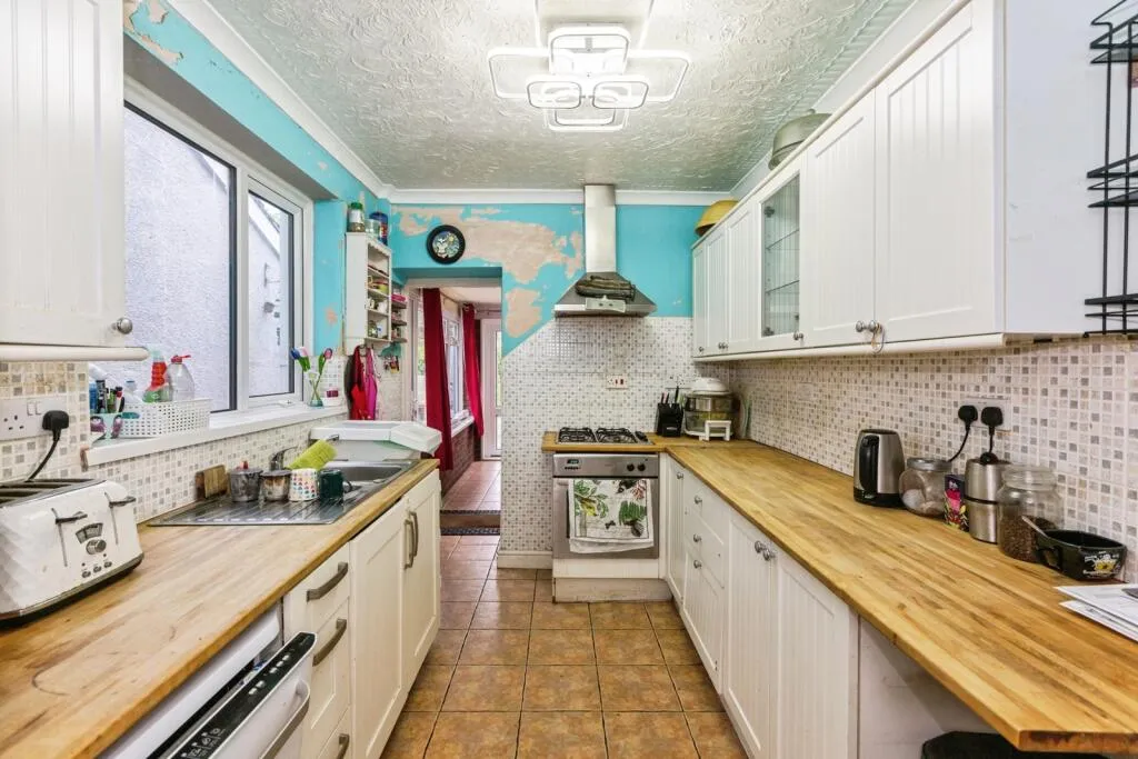 3 bed Terraced