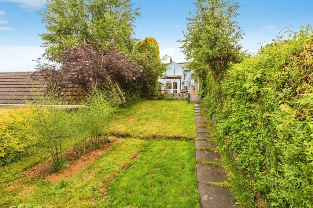 3 bed Terraced