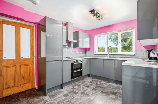 3 bed Semi-Detached