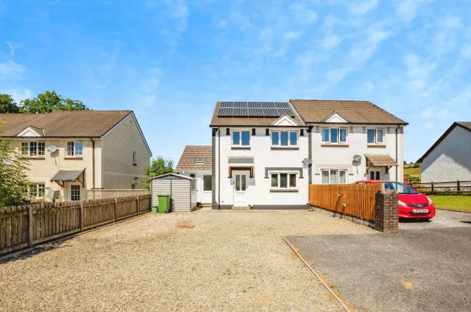 3 bed Semi-Detached