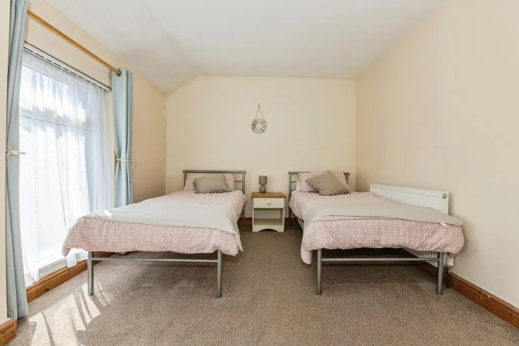2 bed Terraced
