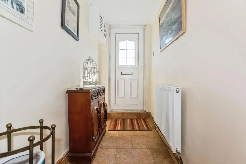 2 bed Terraced