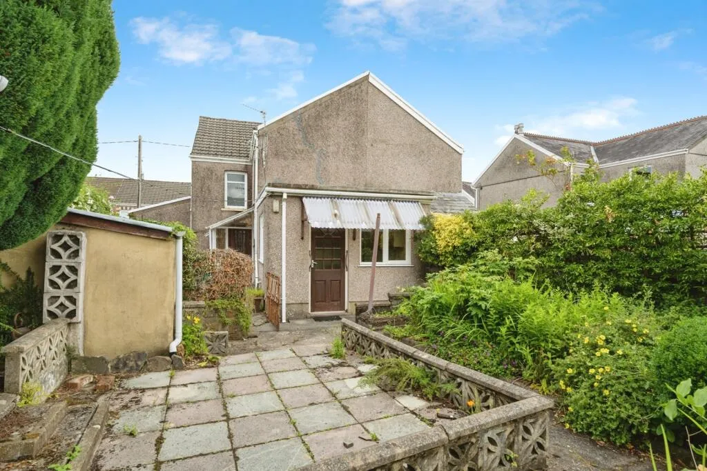 3 bed Semi-Detached