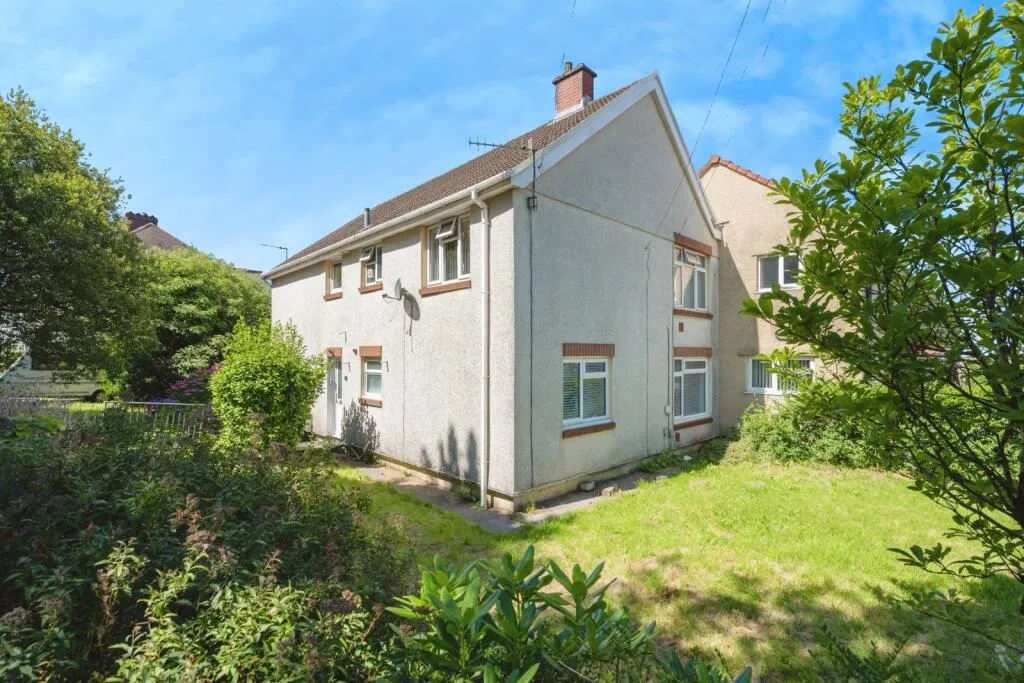 2 bed House