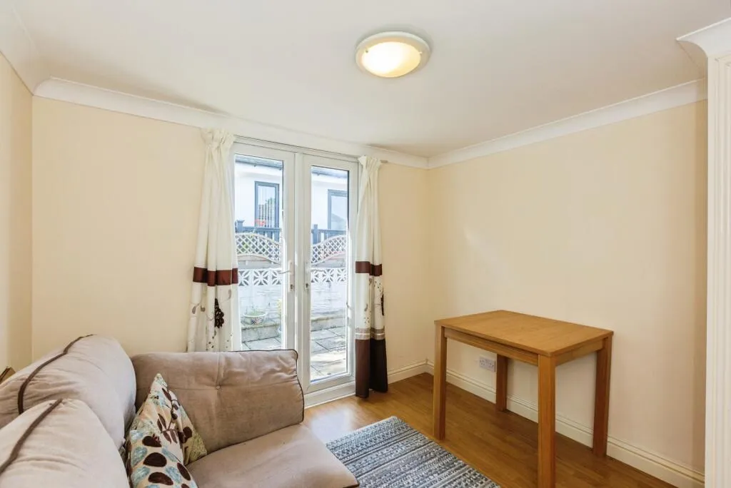 2 bed Park Home
