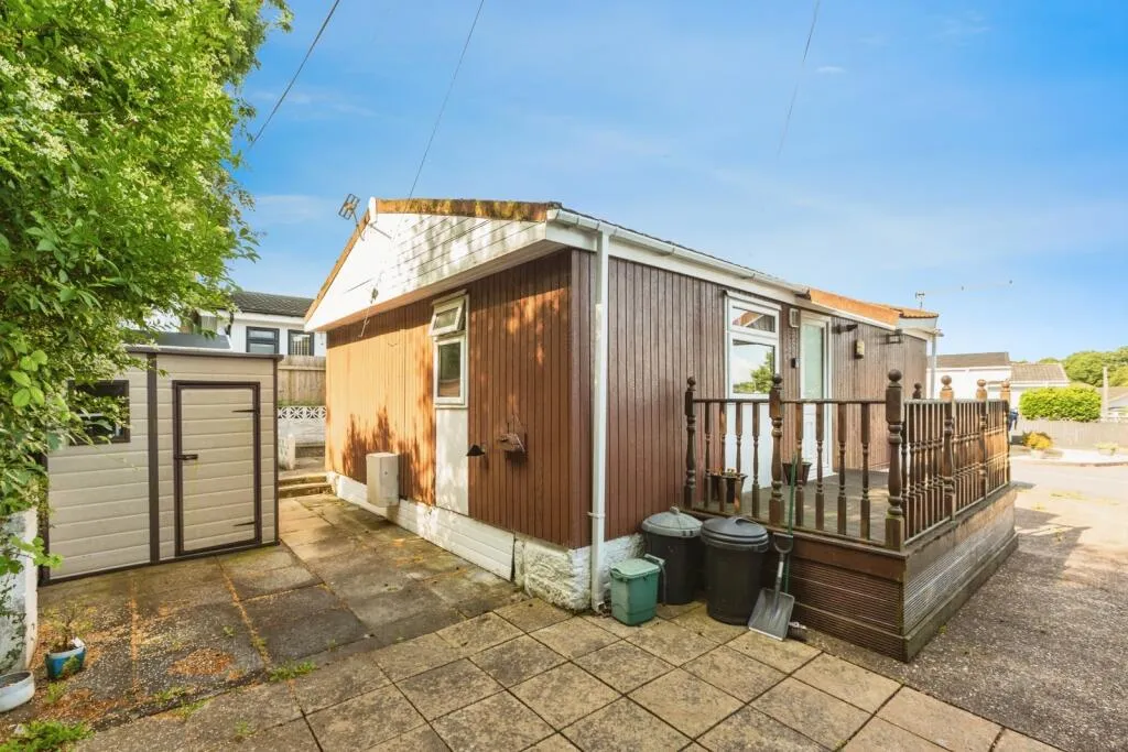 2 bed Park Home