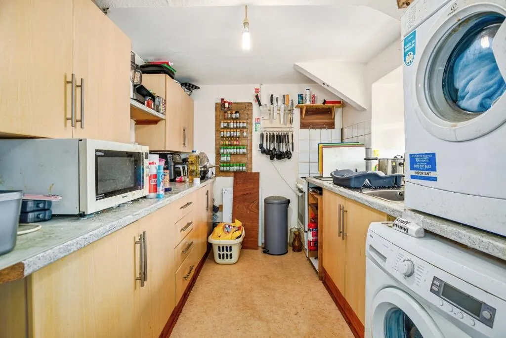 2 bed Detached